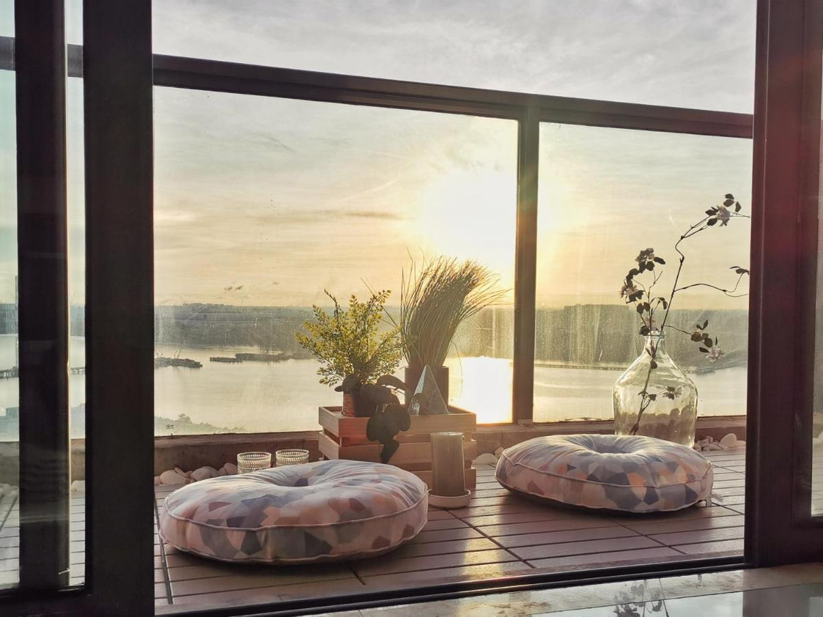 Yussy 2 Bedroom Sea View Condo At R&F Princess Cove Johor Bahru Kültér fotó